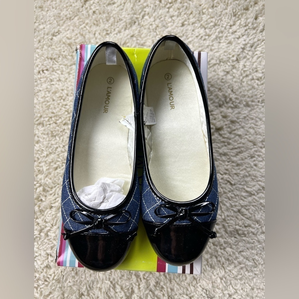 Girls L'Amour size 2 Denim Flats NEW - Picture 8 of 9